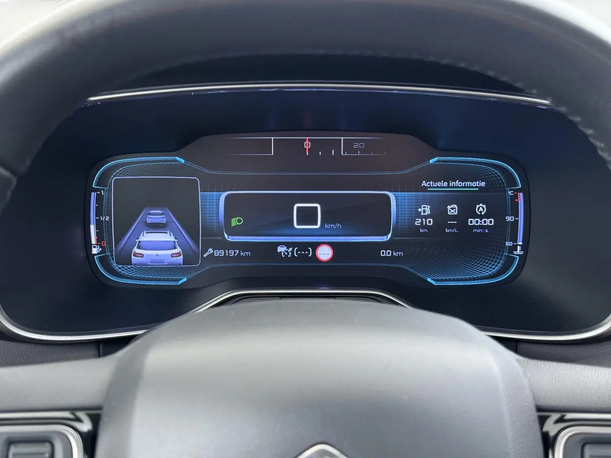 Business Plus 130pk | Navigatie | Trekhaak | Panoramisch schuifdak | Elektrische achterklep | Cruise control adaptief | Lichtmetalen wielen | Camera achter | Deels lederen bekleding | Apple 