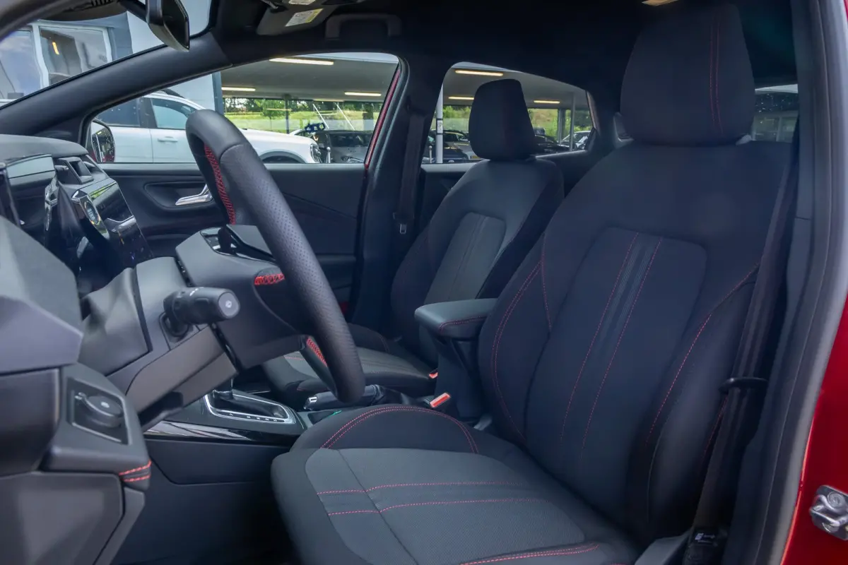 1.0 EcoBoost ST-Line | Black-pack | Comfort Pack | Matrix LED | Elek. Achterklep | Matrix LED | Stoel- Stuurverwarming | Apple carplay | 360° Camera | Keyless Entry & Start |