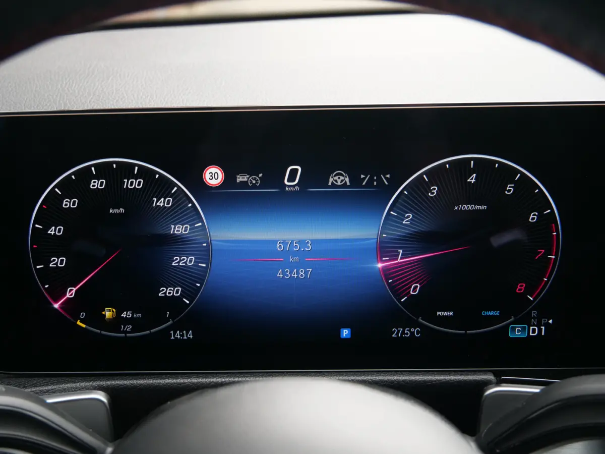 200 AMG Line 164 Pk Automaat Navi / DAB / Apple Carplay / Camera