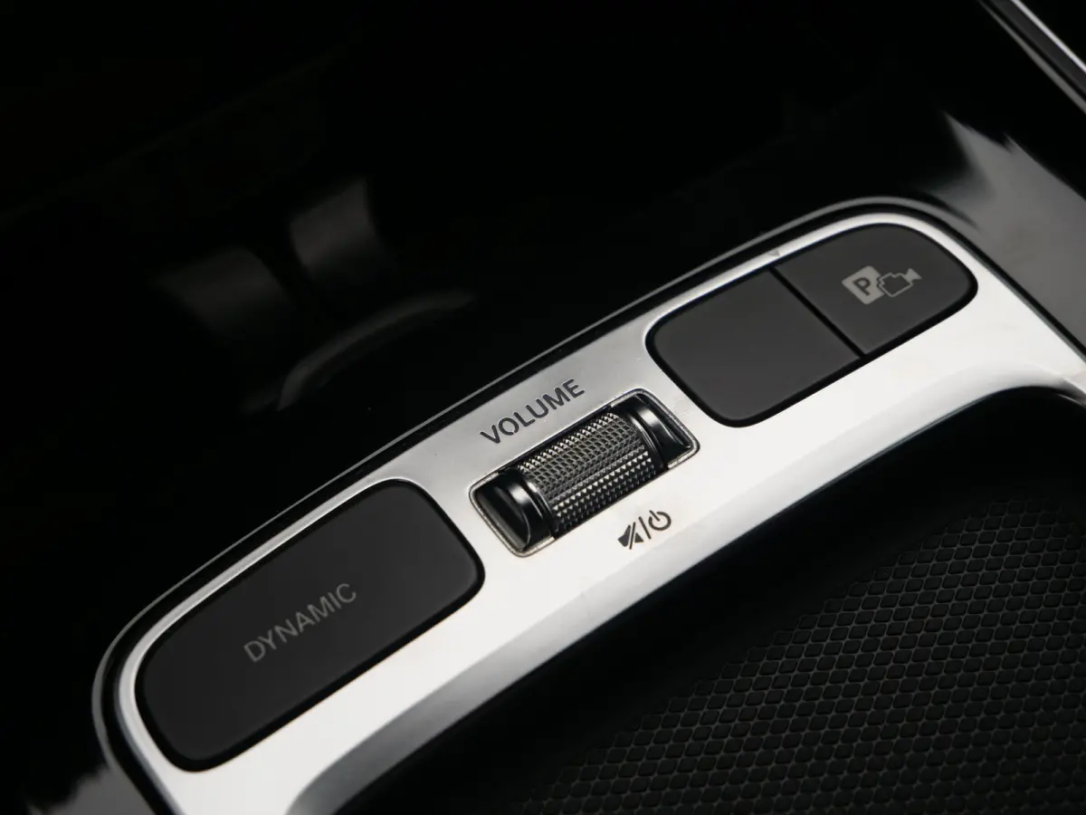 200 AMG Line 164 Pk Automaat Navi / DAB / Apple Carplay / Camera