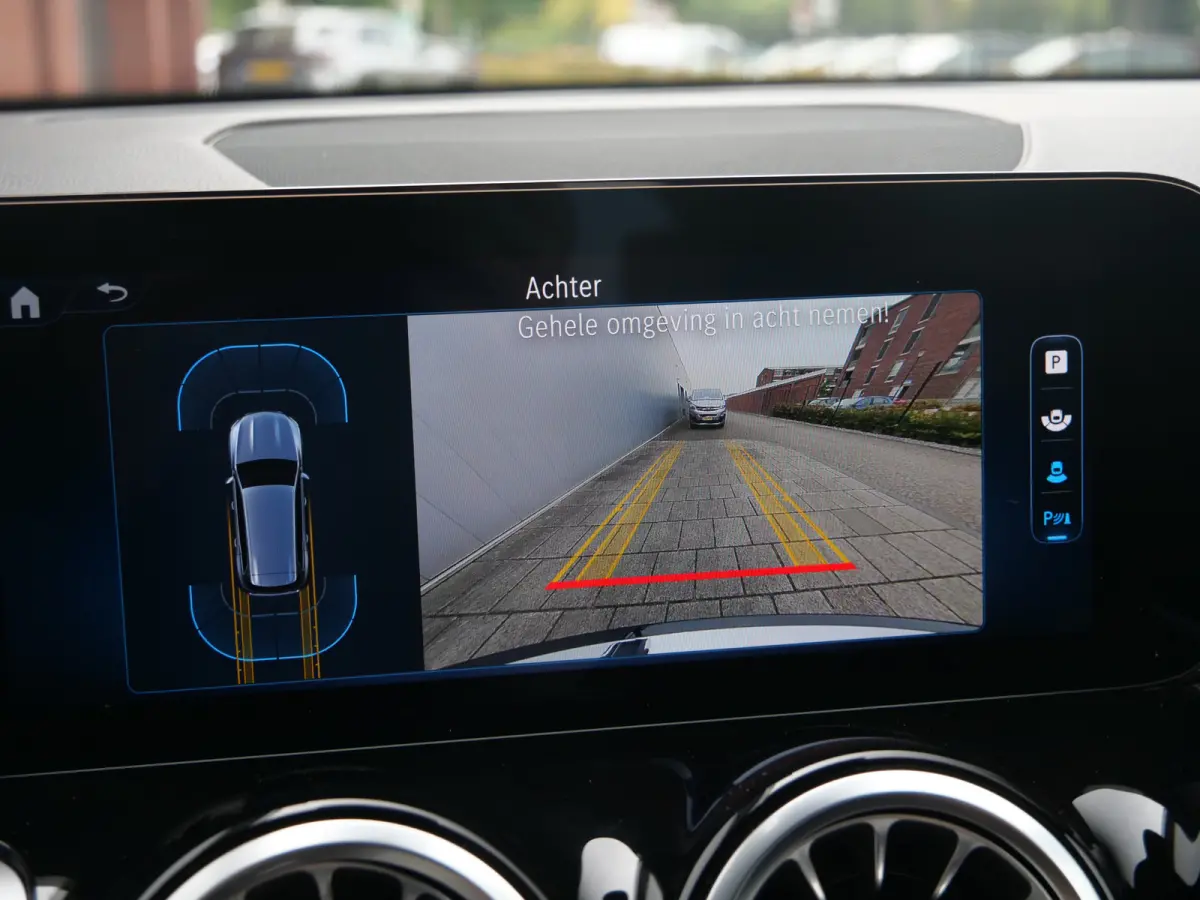 200 AMG Line 164 Pk Automaat Navi / DAB / Apple Carplay / Camera