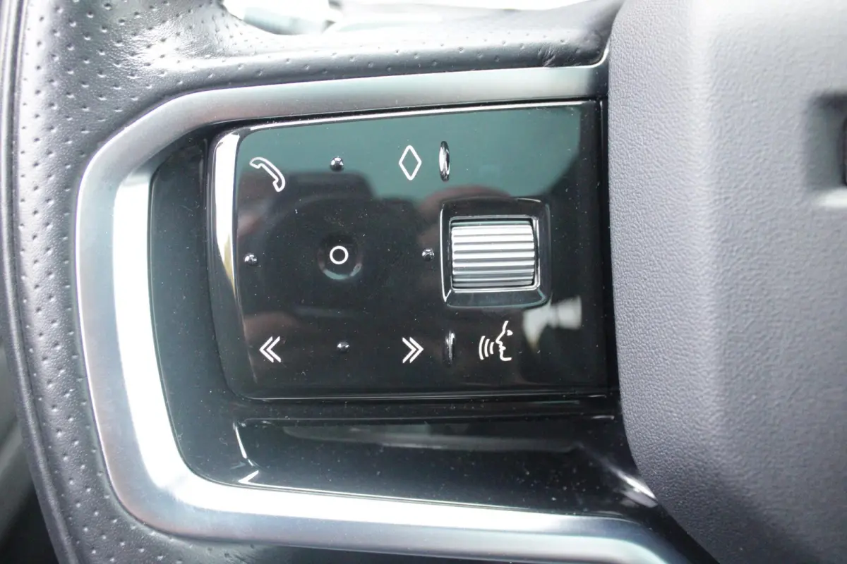 1.5 P300e AWD 309PK R-DYNAMIC SE | PANORAMADAK | ELEKTRISCH VERSTELBARE VOORSTOELEN  LEDEREN BEKLEDING | 20" LICHTMETALEN VELGEN | KEYLESS ENTRY / START | EXTRA GETINTE ACHTERRUITEN | FULL L