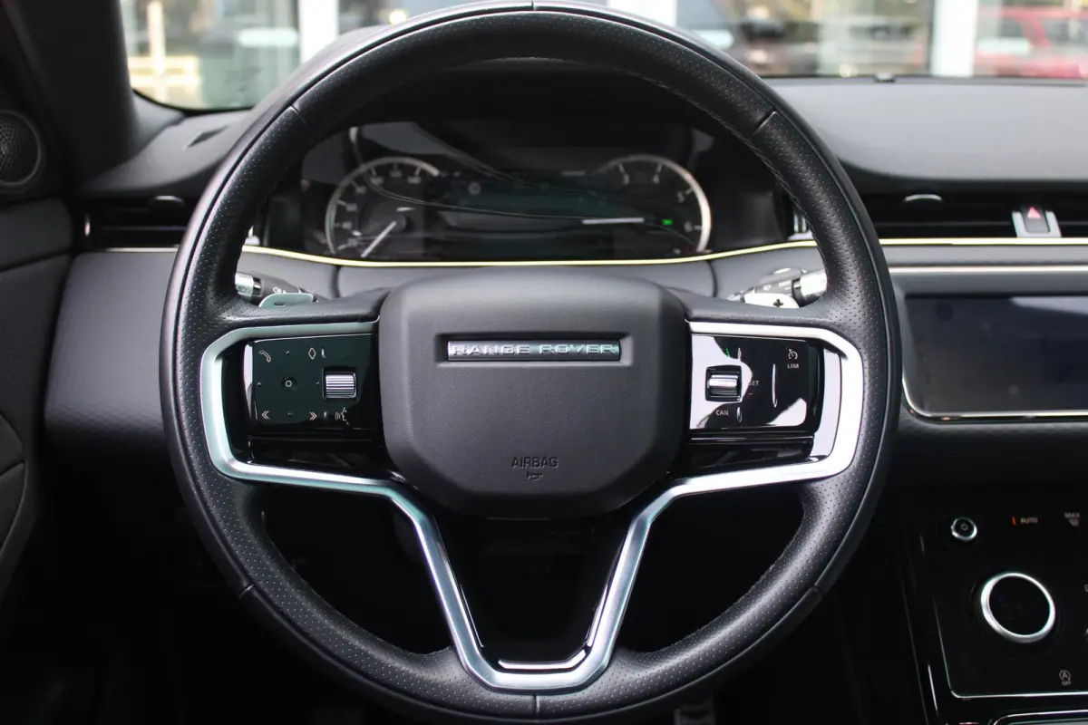 1.5 P300e AWD 309PK R-DYNAMIC SE | PANORAMADAK | ELEKTRISCH VERSTELBARE VOORSTOELEN  LEDEREN BEKLEDING | 20" LICHTMETALEN VELGEN | KEYLESS ENTRY / START | EXTRA GETINTE ACHTERRUITEN | FULL L
