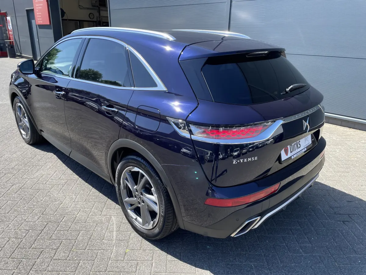225pk E-Tense Rivoli (Elektrisch Schuifdak - Leder incl geheugen - Elektrische klep - Camera - Keyless Entry - LED - Automatische Airco - Navigatie - Apple Carplay)