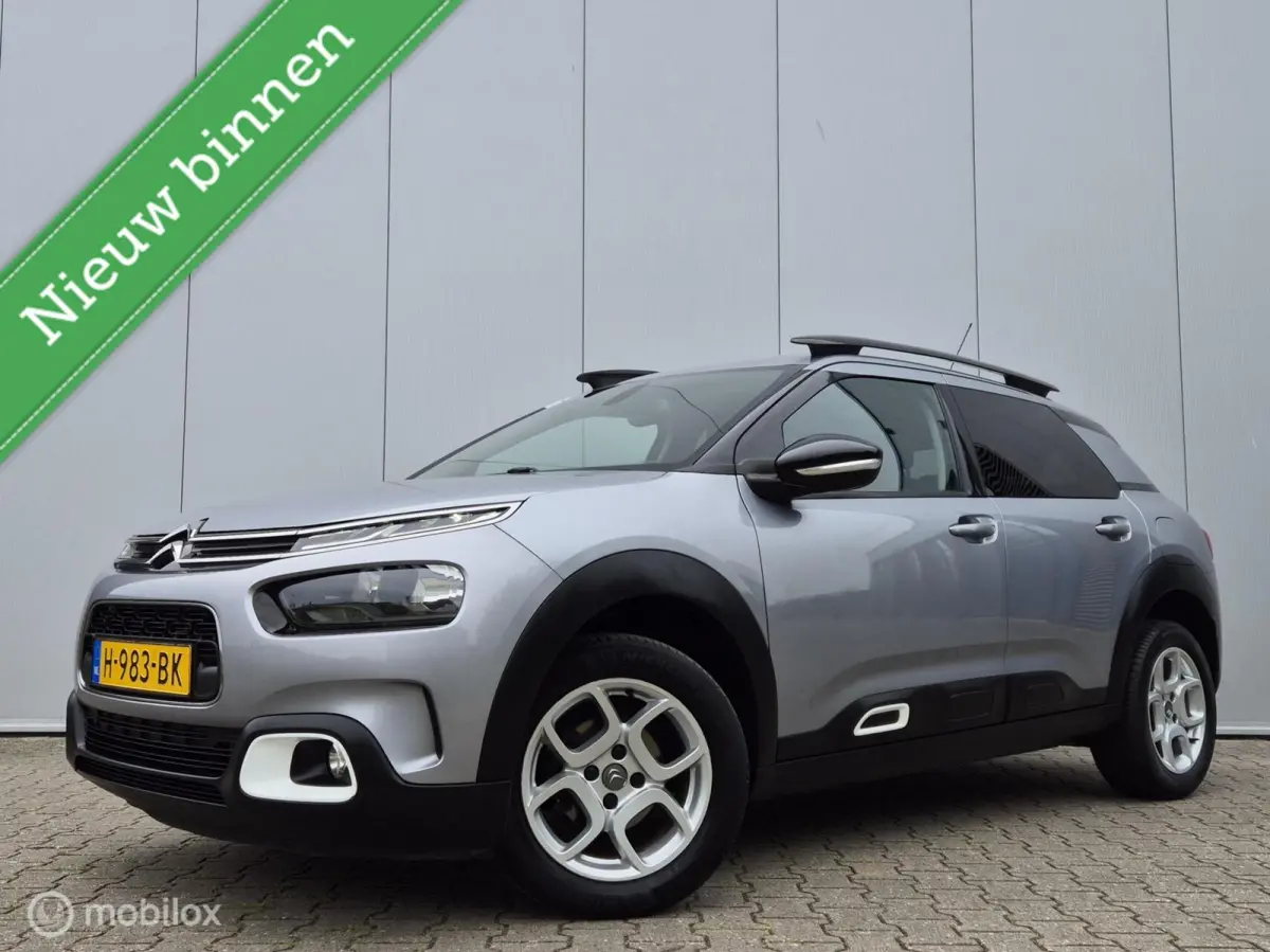 1.2 PURETECH SHINE/STOELVERWARMING/CAMERA/KEYLESS/LED/CARPLAY/DAB