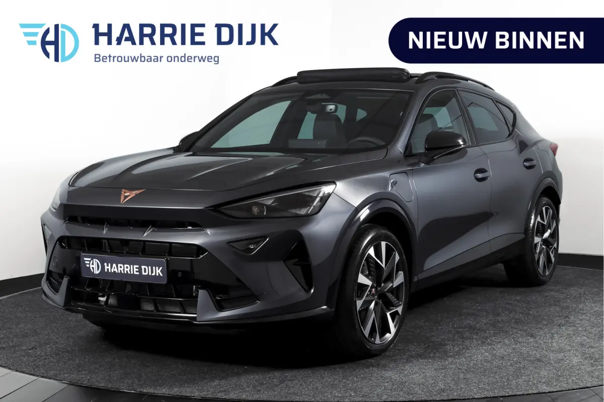 1.5 TSI e-Hybrid 204 PK Business | S/K-Panodak | Matrix Led | Elek Trekhaak | Dig. Cockpit | Adapt. Cruise | Stoel-+Stuurverw. | PDC | Camera | App. Connect | ECC | Elek. Klep | LM 19" | 859