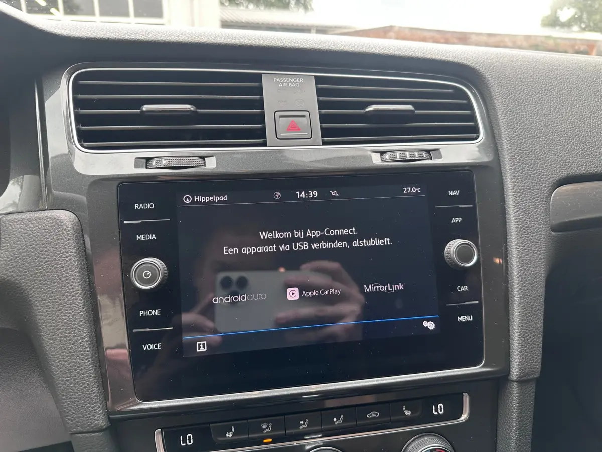 1.6 TDI Comfortline Business MASSAGE / CARPLAY / NAVI / ACC