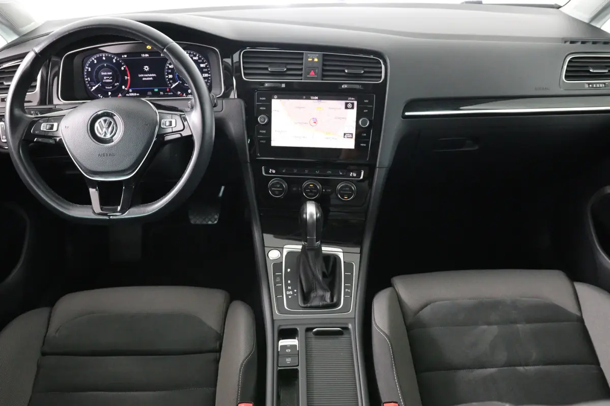 1.5 TSI Highline Business R | Virtual | Cruise Adaptive | Stoelverwarming | Camera | Clima | LED | Keyless | Ergoactive | Parkeersensoren V+A | Lichtmetalen Velgen