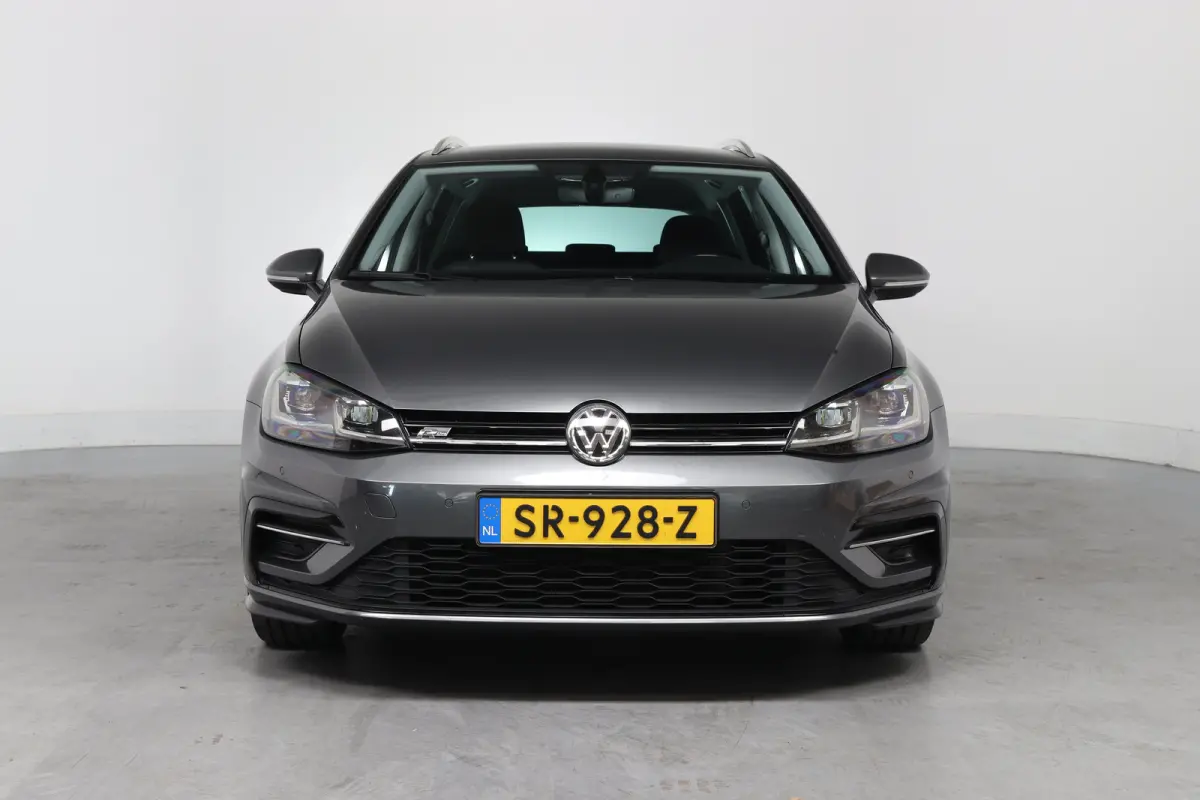 1.5 TSI Highline Business R | Virtual | Cruise Adaptive | Stoelverwarming | Camera | Clima | LED | Keyless | Ergoactive | Parkeersensoren V+A | Lichtmetalen Velgen