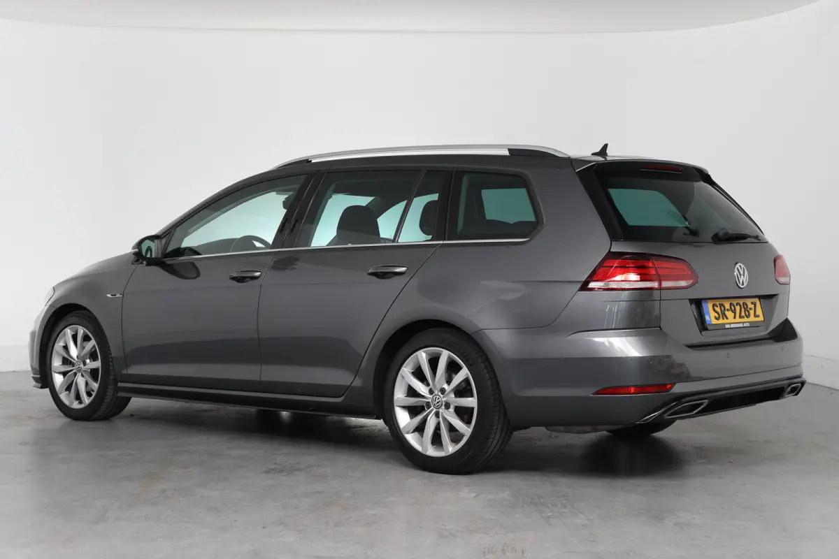 1.5 TSI Highline Business R | Virtual | Cruise Adaptive | Stoelverwarming | Camera | Clima | LED | Keyless | Ergoactive | Parkeersensoren V+A | Lichtmetalen Velgen