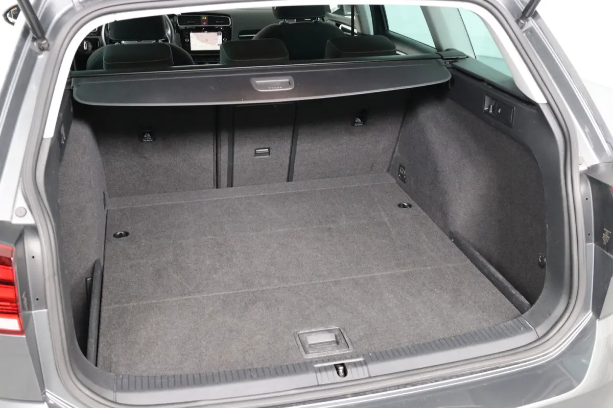 1.5 TSI Highline Business R | Virtual | Cruise Adaptive | Stoelverwarming | Camera | Clima | LED | Keyless | Ergoactive | Parkeersensoren V+A | Lichtmetalen Velgen