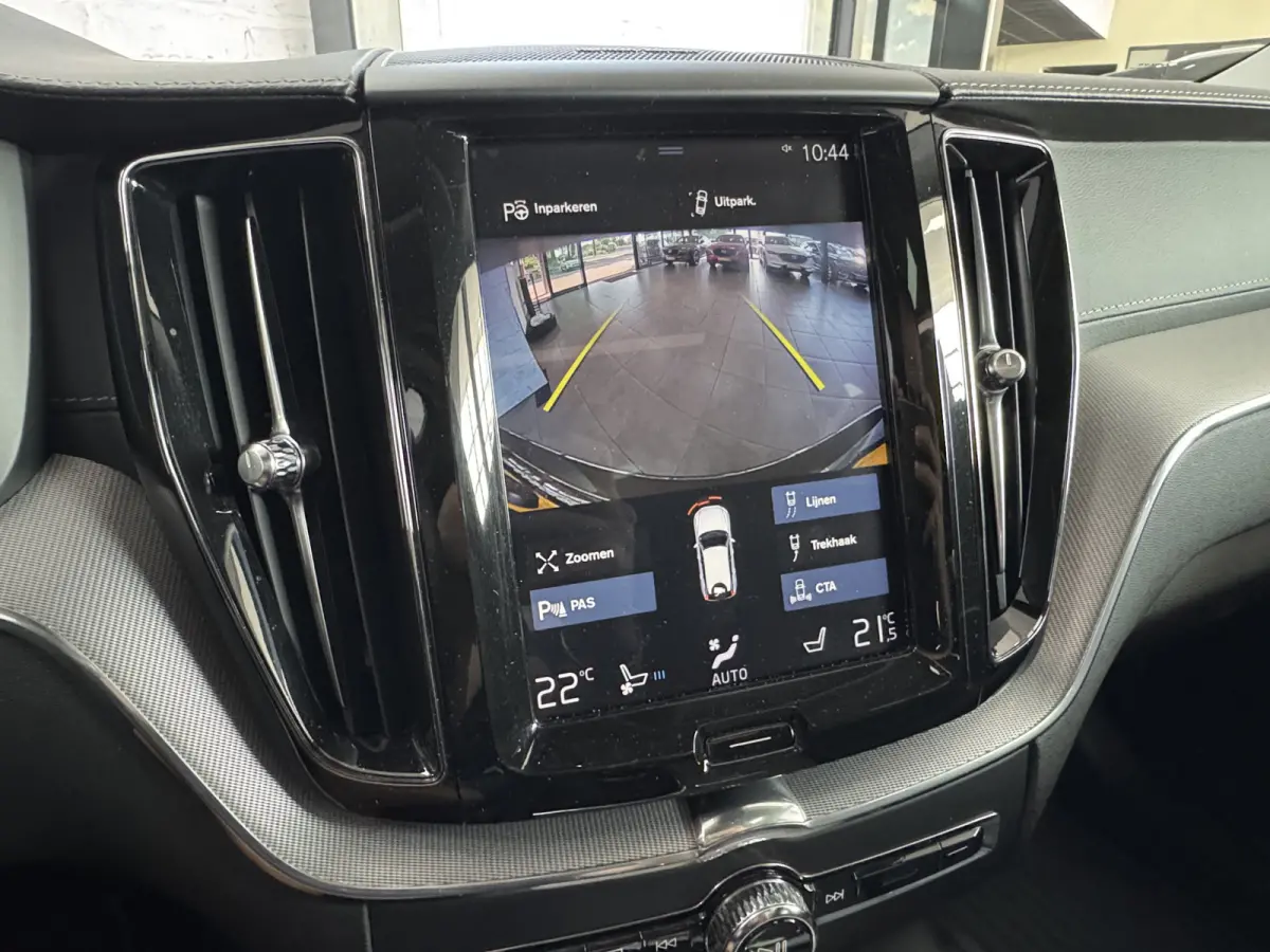 2.0 T5 Inscription Pano HUD Pilot Assist Trekhaak H/K