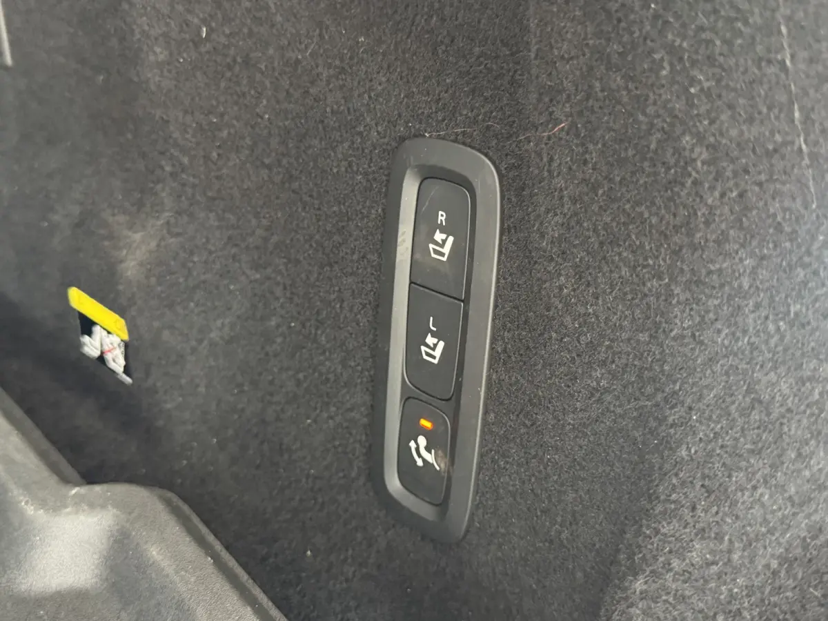 2.0 T5 Inscription Pano HUD Pilot Assist Trekhaak H/K