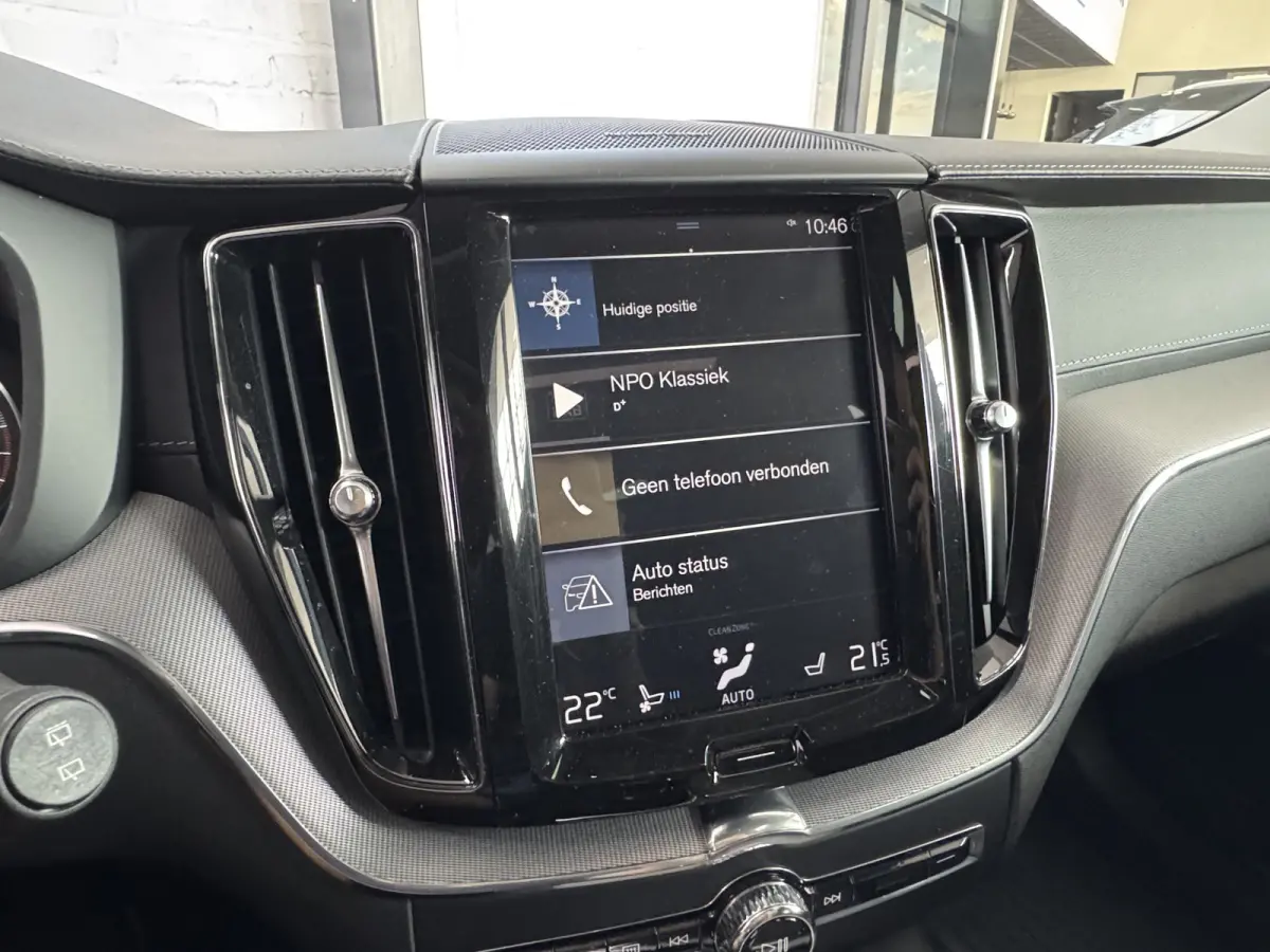 2.0 T5 Inscription Pano HUD Pilot Assist Trekhaak H/K