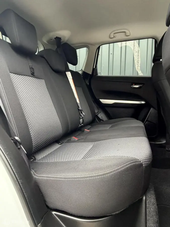 1.6 Exclusive 1E EIG/DEALER OH./CLIMA/CRUISE/CAMERA/NAP