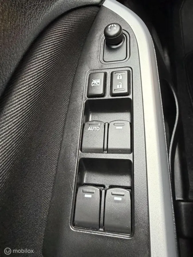1.6 Exclusive 1E EIG/DEALER OH./CLIMA/CRUISE/CAMERA/NAP