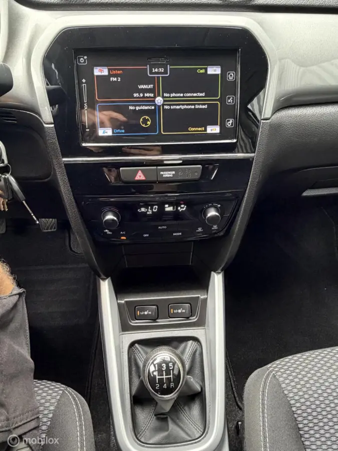 1.6 Exclusive 1E EIG/DEALER OH./CLIMA/CRUISE/CAMERA/NAP