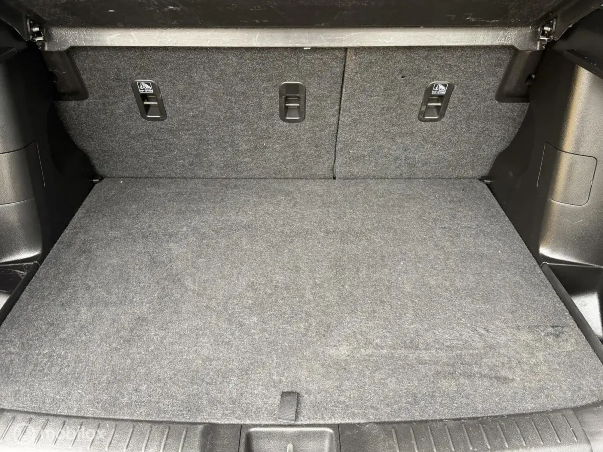 1.6 Exclusive 1E EIG/DEALER OH./CLIMA/CRUISE/CAMERA/NAP