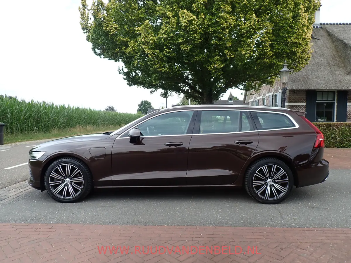 T6 Recharge AWD 84%SOH HEADUP / H&K / PANODAK /  ACC / KEYLESS / 360* / TREKHAAK