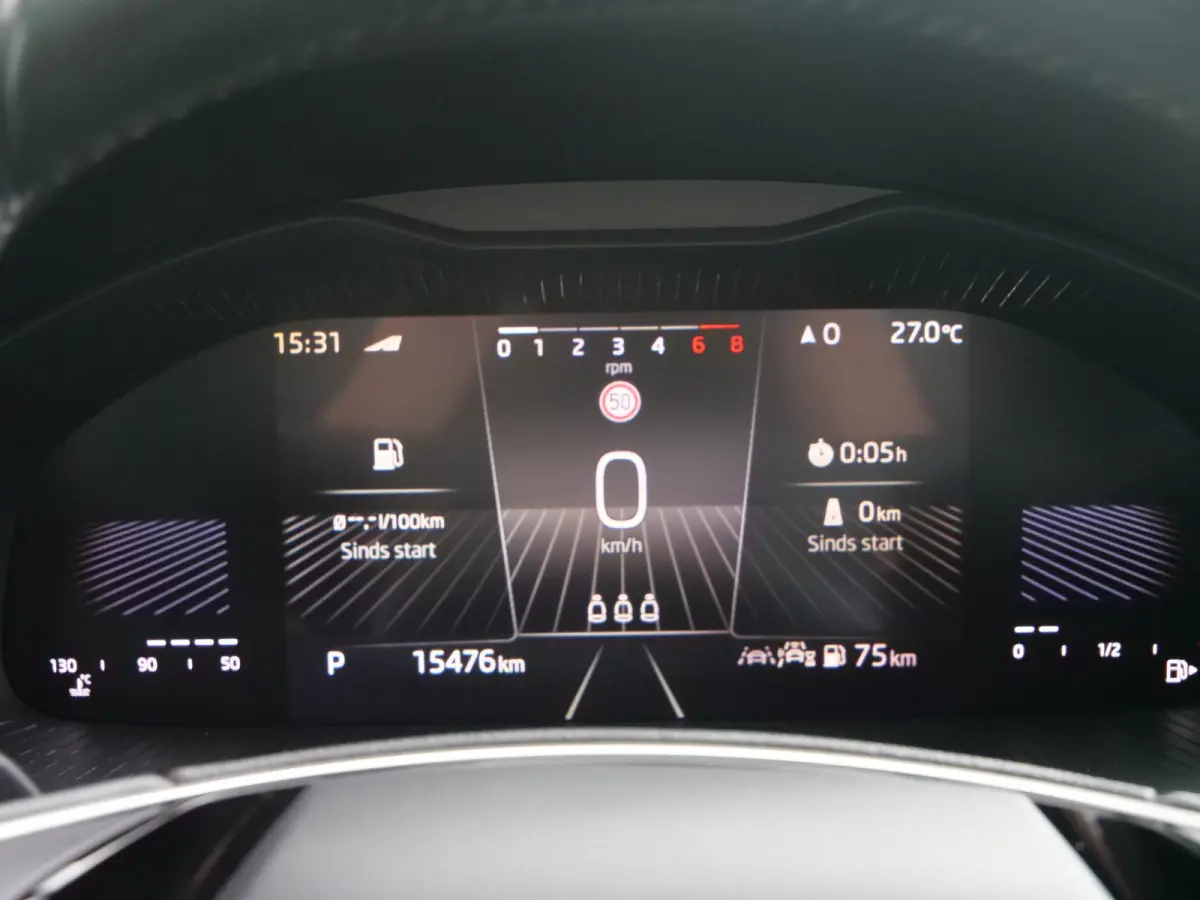 1.0 TSI Business Edition 116 Pk Automaat DAB / Apple Carplay / Camera