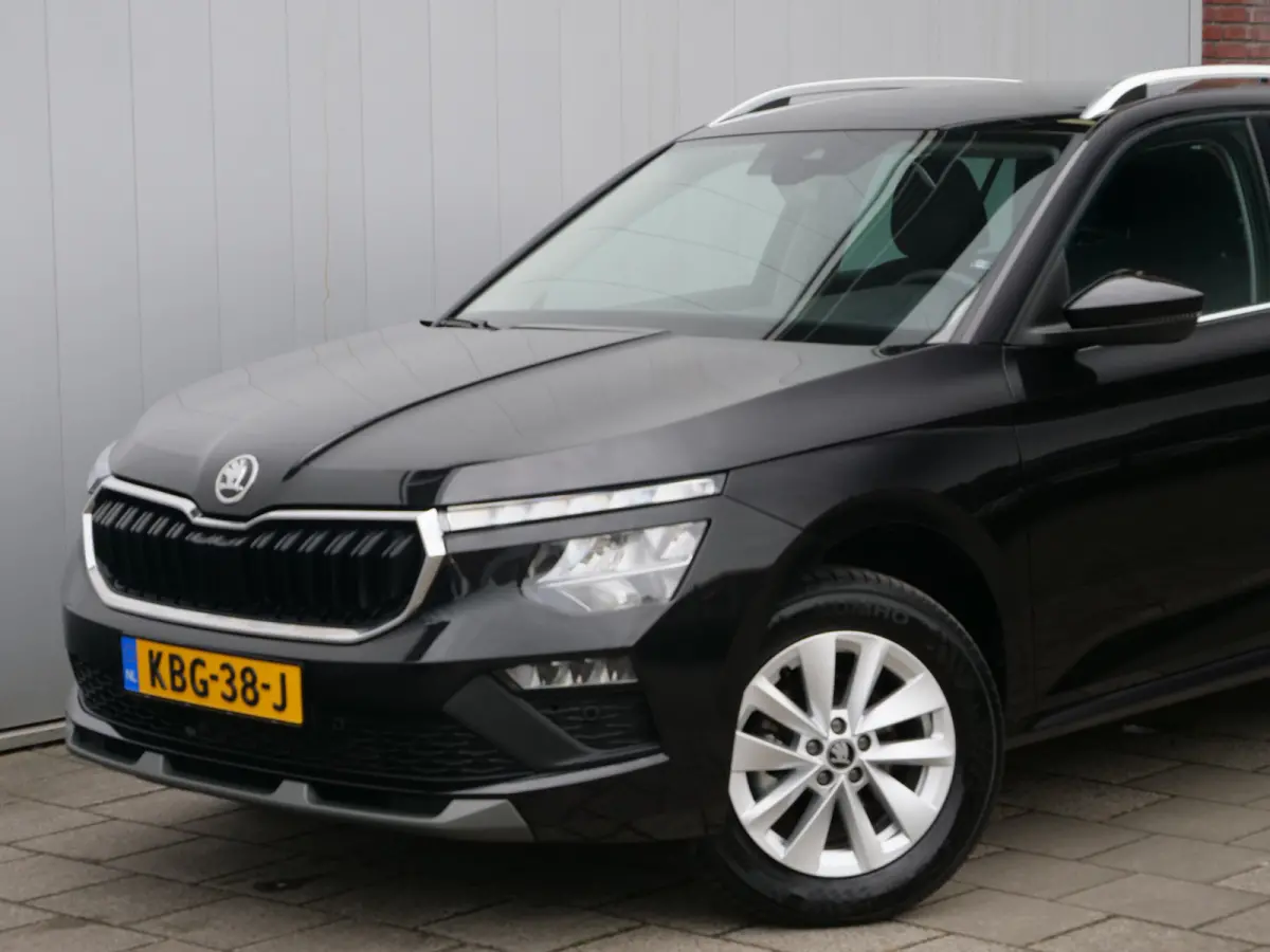 1.0 TSI Business Edition 116 Pk Automaat DAB / Apple Carplay / Camera