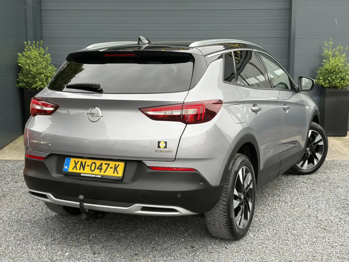 1.2 Turbo Ultimate D-riem vv in 12-2024,1e Eigenaar,360° Camera,Trekhaak,131pk,6 Bak,Navi,Halfleder,Dodehoek,Rijstrooksensor,Keyless,Stoelverw,N.A.P,Apk tot 02-2027