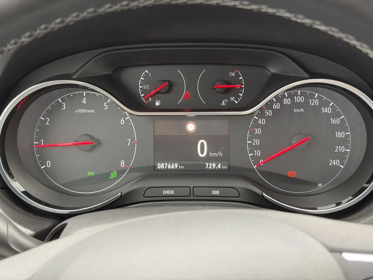 1.2 Turbo Ultimate D-riem vv in 12-2024,1e Eigenaar,360° Camera,Trekhaak,131pk,6 Bak,Navi,Halfleder,Dodehoek,Rijstrooksensor,Keyless,Stoelverw,N.A.P,Apk tot 02-2027