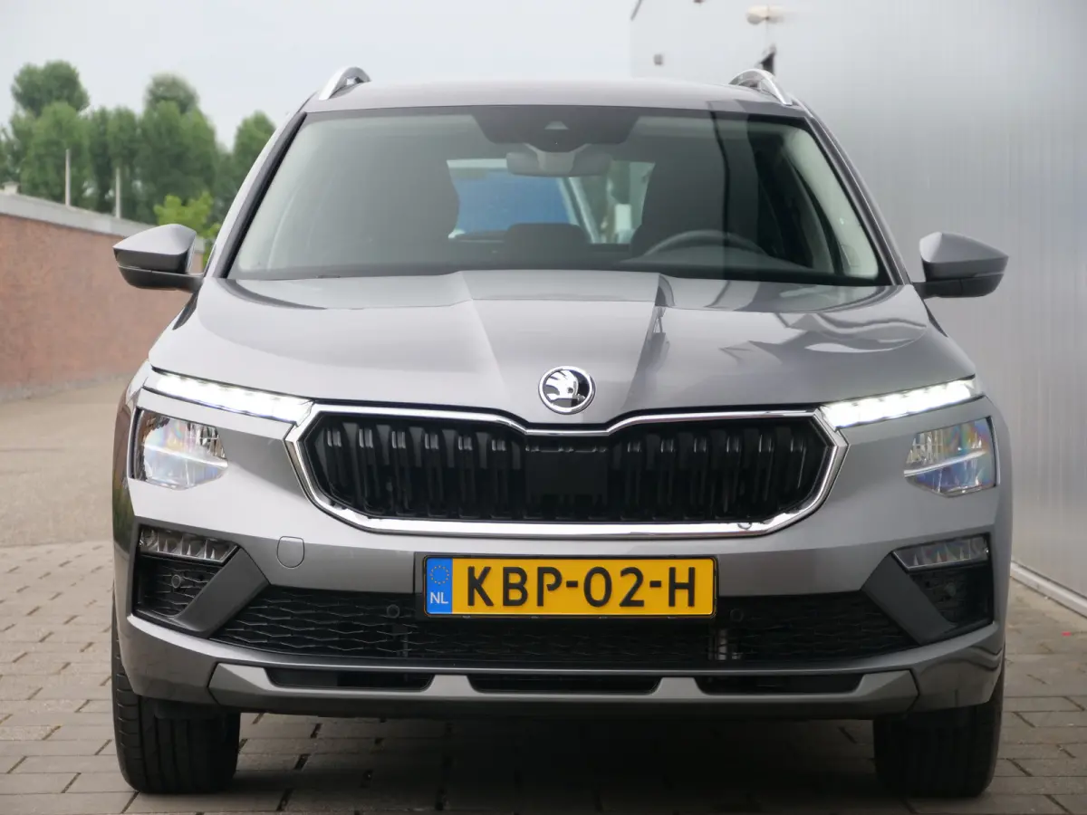 1.0 TSI Business Edition 116 Pk Automaat DAB / Apple Carplay / Camera