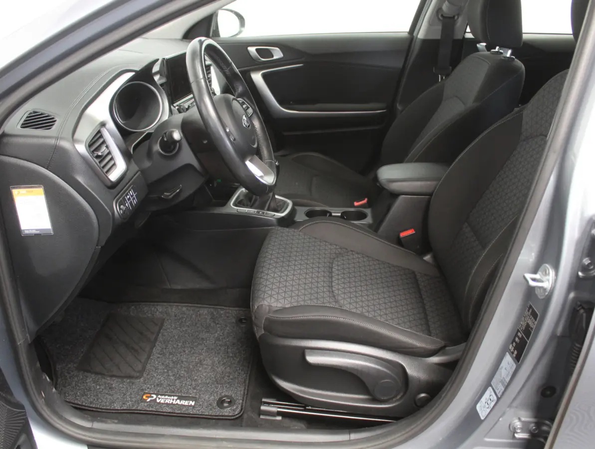 1.0 T-GDi DynamicLine CLIMATE | CARPLAY | CRUISE | NAVI | DAB | LED | CAMERA | LMV16 | PDC