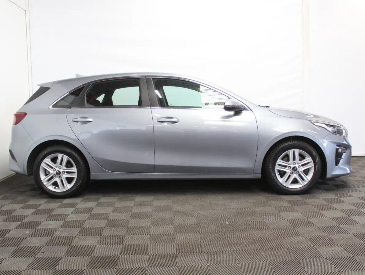 1.0 T-GDi DynamicLine CLIMATE | CARPLAY | CRUISE | NAVI | DAB | LED | CAMERA | LMV16 | PDC
