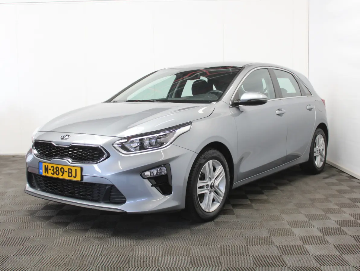 1.0 T-GDi DynamicLine CLIMATE | CARPLAY | CRUISE | NAVI | DAB | LED | CAMERA | LMV16 | PDC