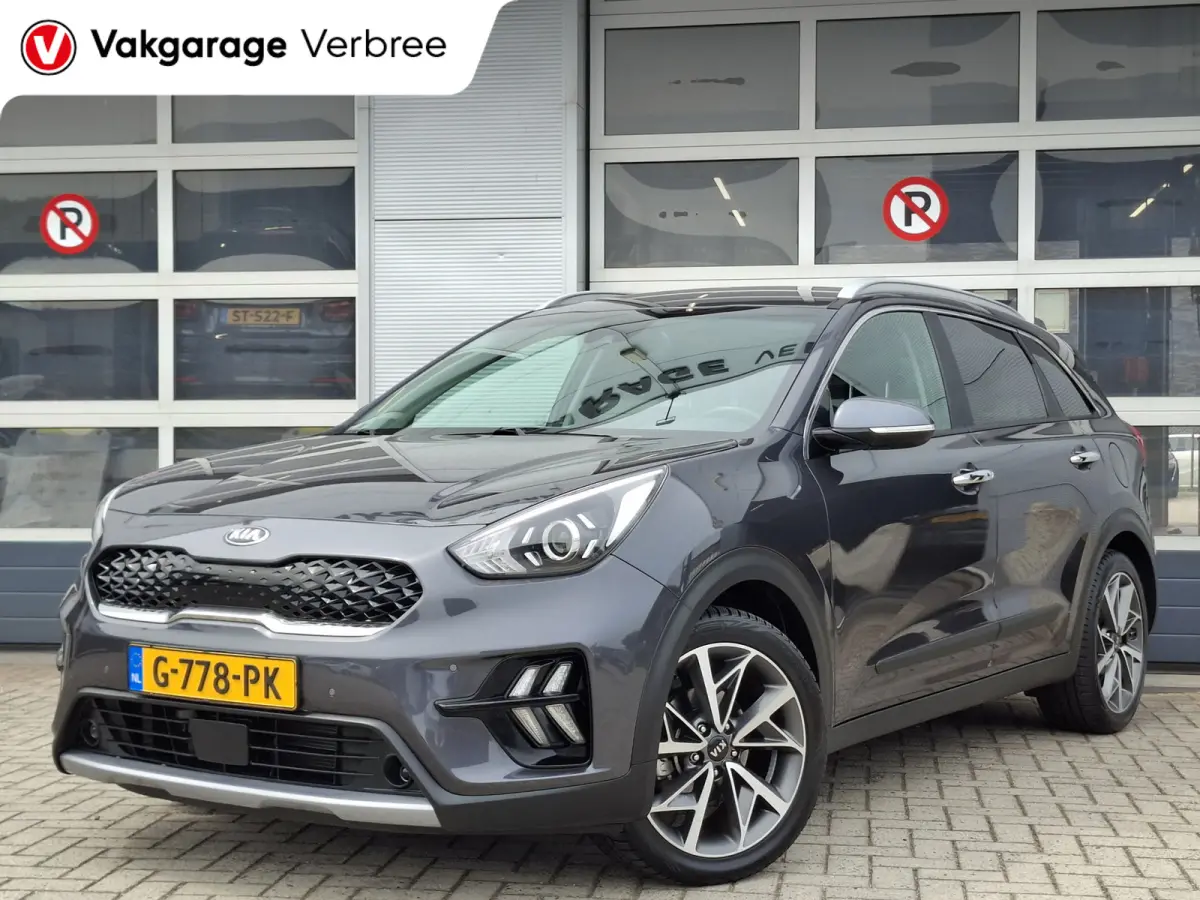 1.6 GDi Hybrid DynamicPlusLine | Navigatie/Android/Apple Carplay | LM Velgen 18" | Voorstoelen + Stuur Verwarmd | Cruise Control Adaptief | Dodehoekdetectie | Airco |