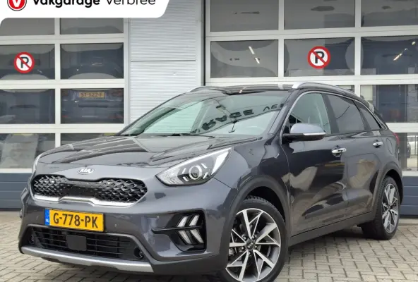 1.6 GDi Hybrid DynamicPlusLine | Navigatie/Android/Apple Carplay | LM Velgen 18" | Voorstoelen + Stuur Verwarmd | Cruise Control Adaptief | Dodehoekdetectie | Airco |