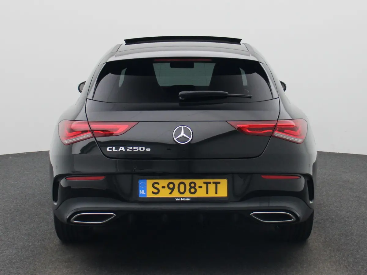 250 e AMG Line | PANORAMADAK | SFEERVERLICHTING | HALF-LEDER | ELEKTRISCHE ACHTERKLEP | STOELVERWARMING | ACHTERUITRIJCAMERA | PARKEERSENSOREN | CRUISE CONTROL | LICHTMETALEN VELGEN | LED VE