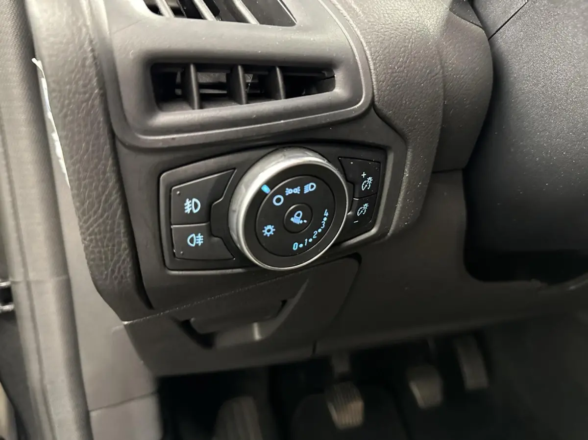 1.0 EcoBoost Trend Edition CARPLAY NAVI CRUISE 58000 KM.