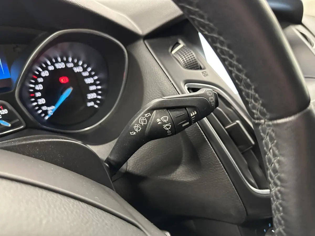 1.0 EcoBoost Trend Edition CARPLAY NAVI CRUISE 58000 KM.
