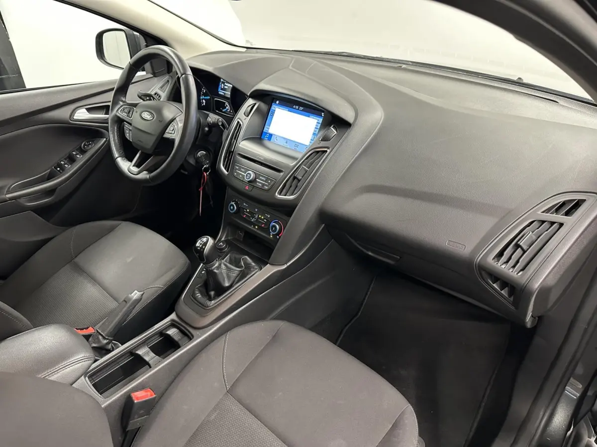 1.0 EcoBoost Trend Edition CARPLAY NAVI CRUISE 58000 KM.