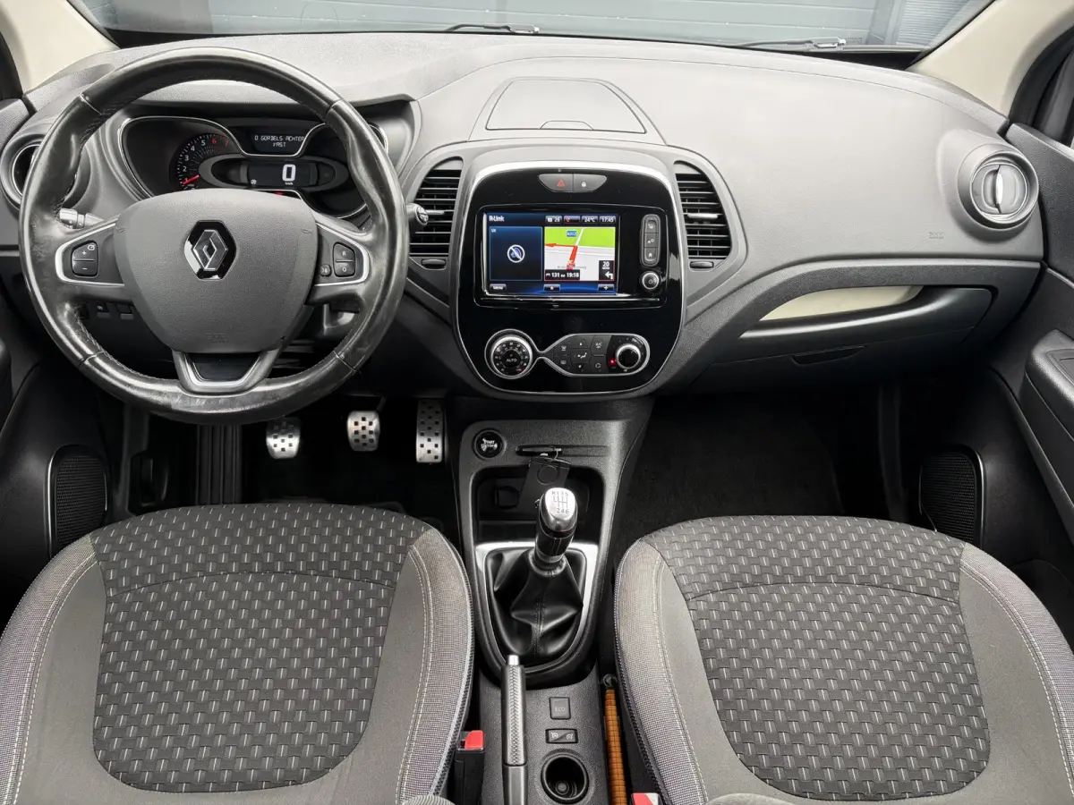 1.2 TCe Intens 120pk,1e Eigenaar,Camera,Trekhaak,Carplay,Pdc,Clima,Cruise,Dealer Onderhouden,6 Bak,Lm velgen,Dodehoek,N.A.P,Apk tot 10-2027