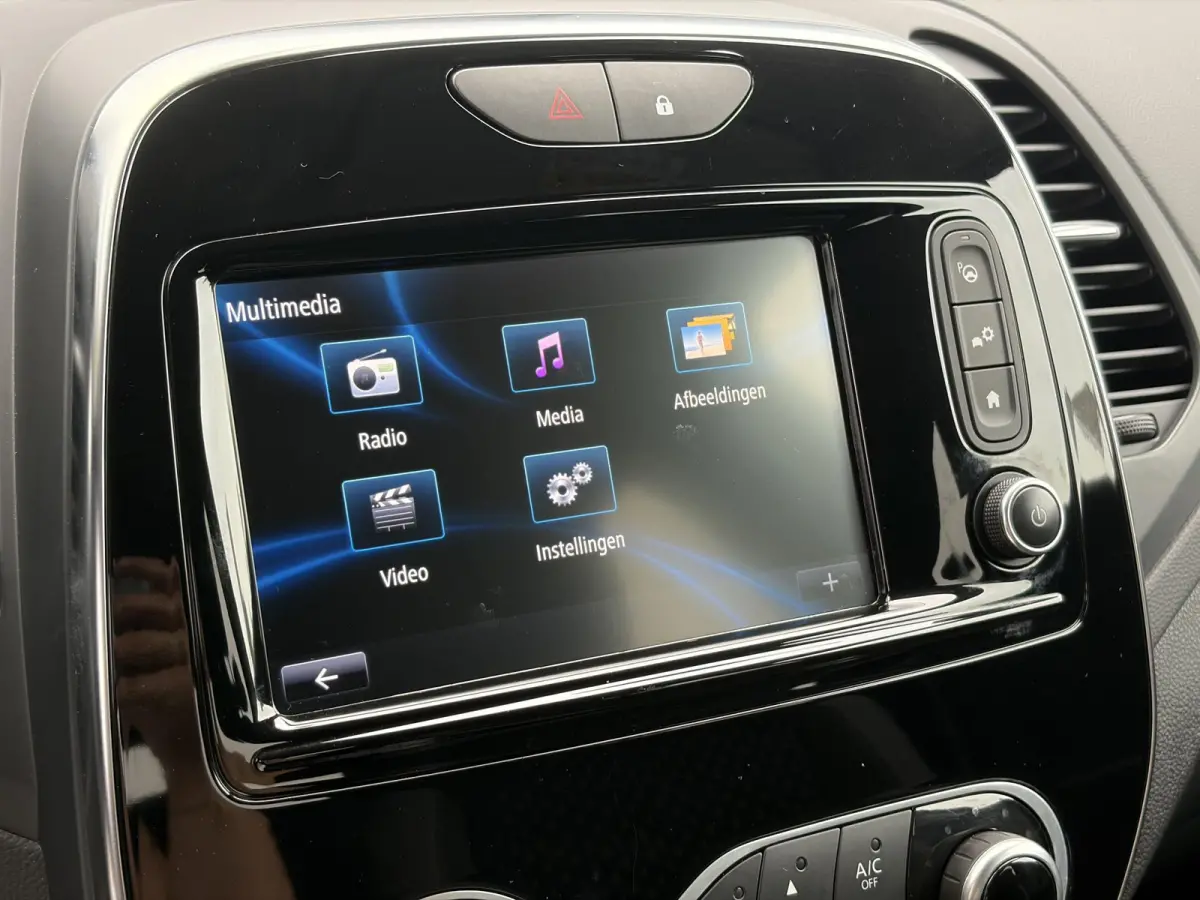 1.2 TCe Intens 120pk,1e Eigenaar,Camera,Trekhaak,Carplay,Pdc,Clima,Cruise,Dealer Onderhouden,6 Bak,Lm velgen,Dodehoek,N.A.P,Apk tot 10-2027