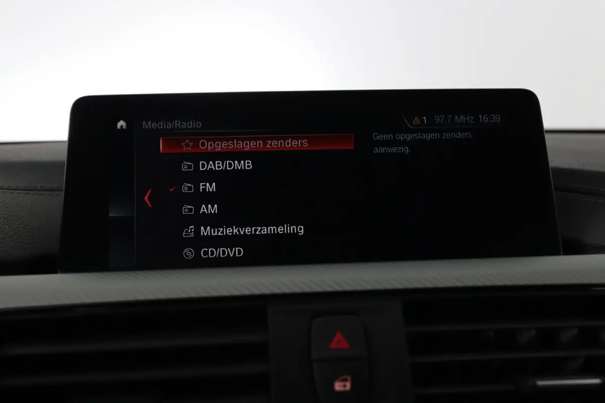 418i M-Sport | Dealer Onderhouden! | LED | Sportstoelen | Clima | Parkeersensoren | Elk. Achterklep | Navi | Cruise Control | Stoelverwarming | Lichtmetalen Velgen