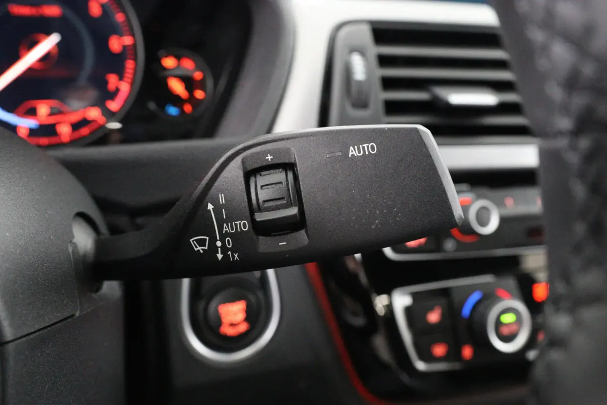 418i M-Sport | Dealer Onderhouden! | LED | Sportstoelen | Clima | Parkeersensoren | Elk. Achterklep | Navi | Cruise Control | Stoelverwarming | Lichtmetalen Velgen