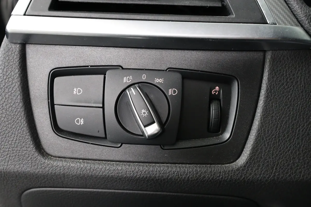 418i M-Sport | Dealer Onderhouden! | LED | Sportstoelen | Clima | Parkeersensoren | Elk. Achterklep | Navi | Cruise Control | Stoelverwarming | Lichtmetalen Velgen