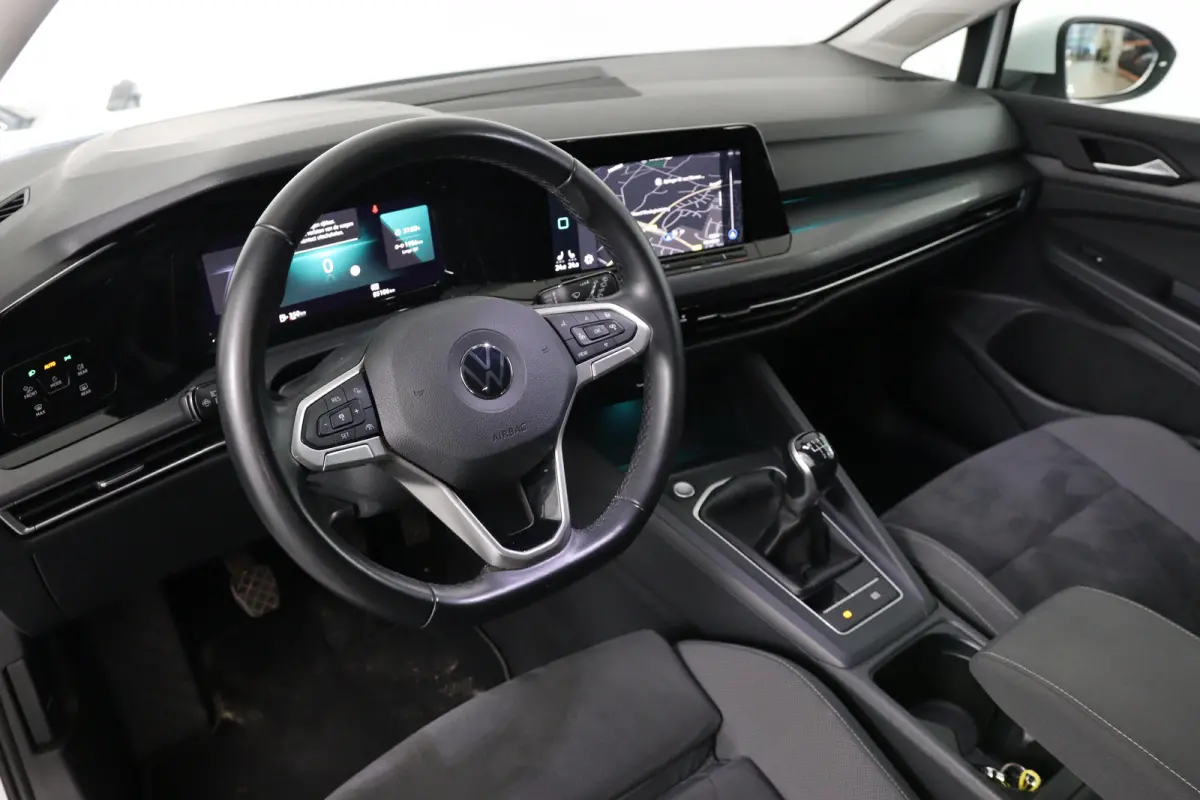 1.5 TSI Style | LED | Memory | Cruise Adaptuive | Stoel/Stuurverwarming | Camera | Sfeerverlichting | Navi | Keyless | DAB | Lichtmetalen Velgen
