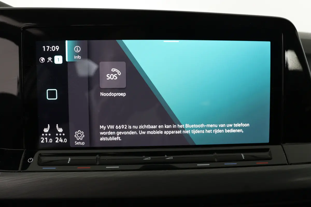 1.5 TSI Style | LED | Memory | Cruise Adaptuive | Stoel/Stuurverwarming | Camera | Sfeerverlichting | Navi | Keyless | DAB | Lichtmetalen Velgen