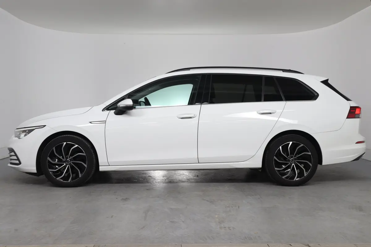 1.5 TSI Style | LED | Memory | Cruise Adaptuive | Stoel/Stuurverwarming | Camera | Sfeerverlichting | Navi | Keyless | DAB | Lichtmetalen Velgen