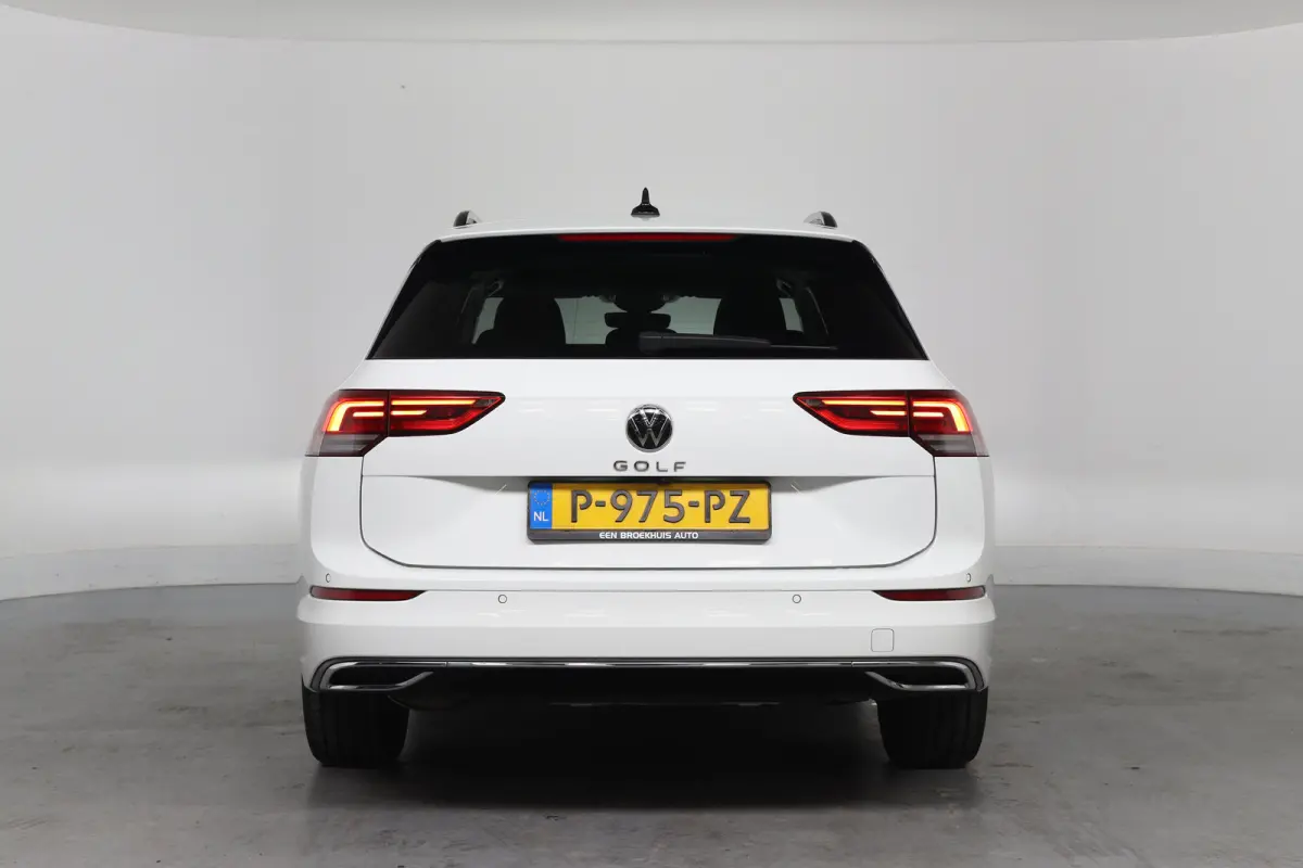 1.5 TSI Style | LED | Memory | Cruise Adaptuive | Stoel/Stuurverwarming | Camera | Sfeerverlichting | Navi | Keyless | DAB | Lichtmetalen Velgen