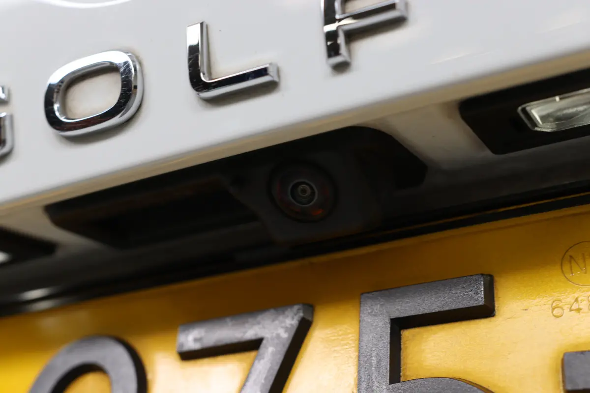 1.5 TSI Style | LED | Memory | Cruise Adaptuive | Stoel/Stuurverwarming | Camera | Sfeerverlichting | Navi | Keyless | DAB | Lichtmetalen Velgen
