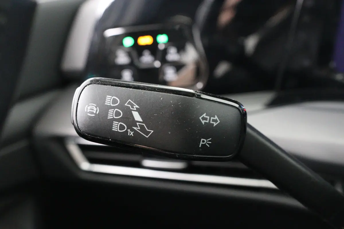1.5 TSI Style | LED | Memory | Cruise Adaptuive | Stoel/Stuurverwarming | Camera | Sfeerverlichting | Navi | Keyless | DAB | Lichtmetalen Velgen