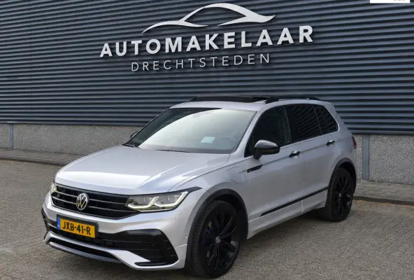 1.4 TSI eHybrid Black edition 3*R-line Full Pano/Leder/Head up/Trekhaak!