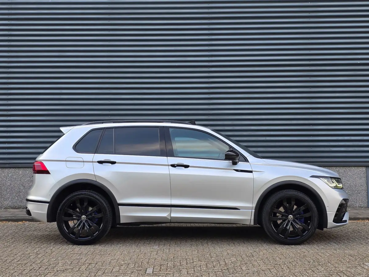 1.4 TSI eHybrid Black edition 3*R-line Full Pano/Leder/Head up/Trekhaak!